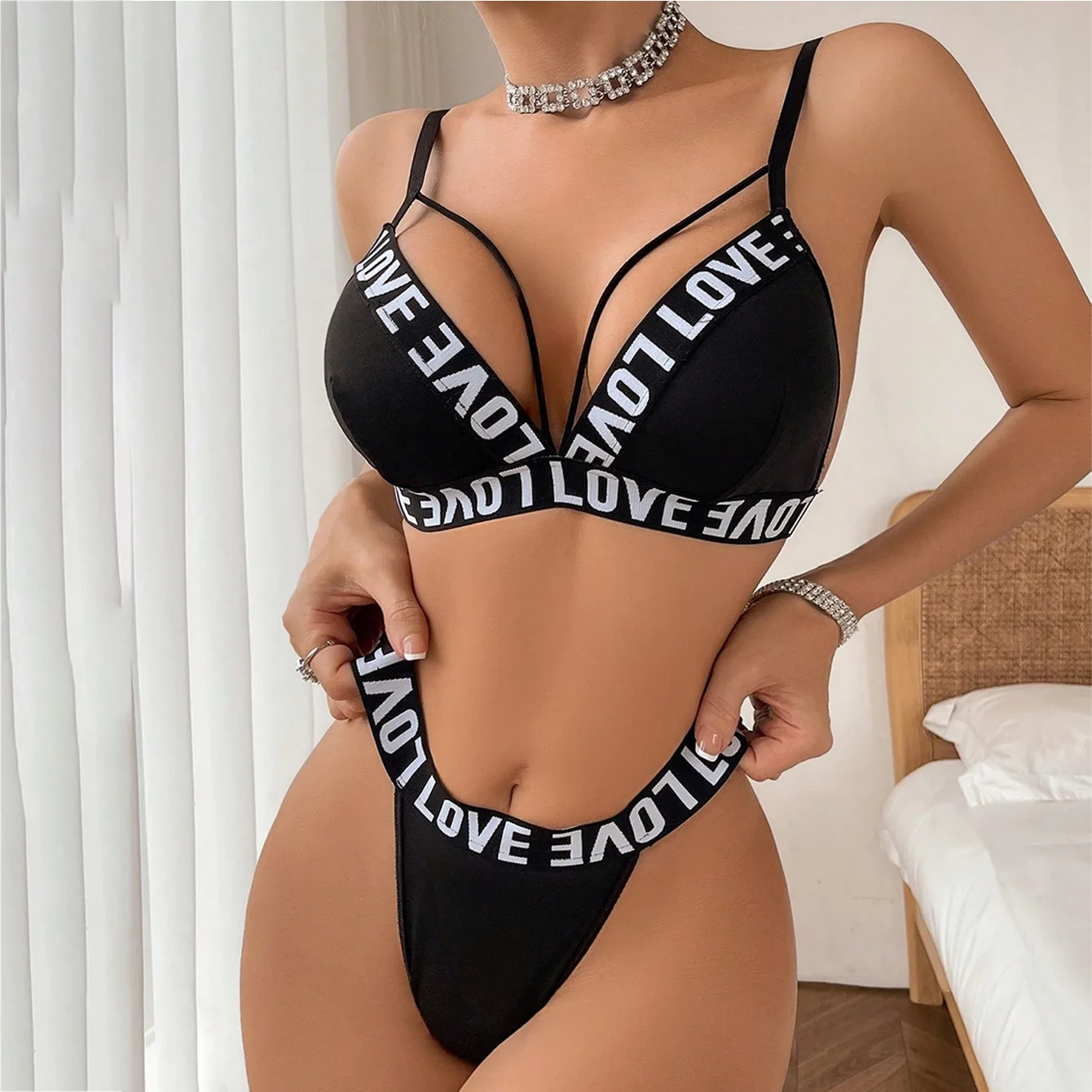 JSMANA Black Erotic Low Price Cheap Romantic Plus Size School Girl Lingerie Fat Women Big Size Sexy G-string Bra and Panties Set