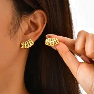 Fashion Jewelry Unique Design Stainless Steel Stud Earring Smooth Fan-Shaped Braided Earrings for Women