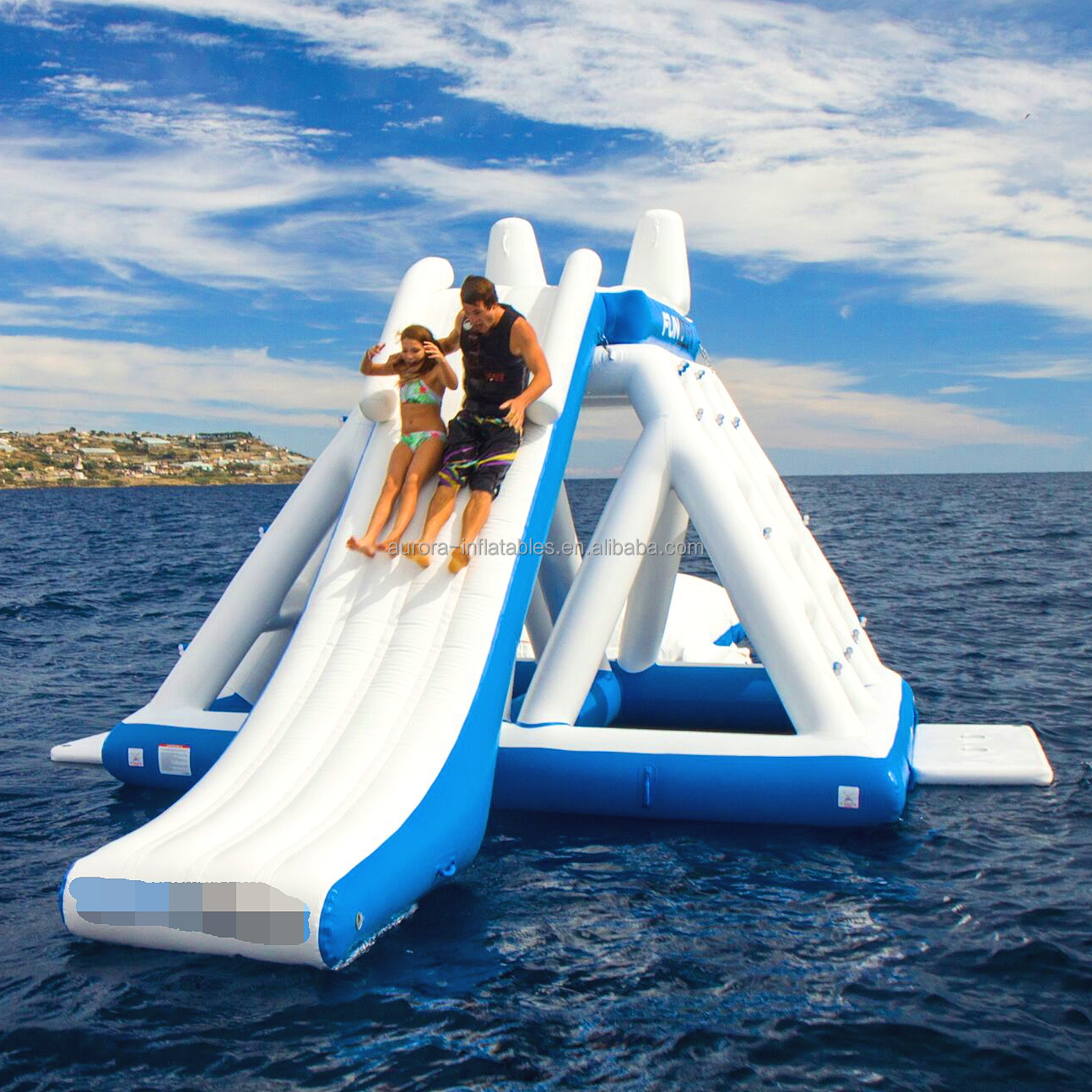 New Water Park Floating Water Bed Inflatable Floating Island For Sale