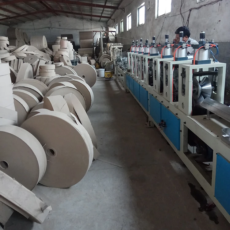 Kraft V Shape Paper Angle Edge Board Protector Machine Paper Corner Protector Line for Packing Industry
