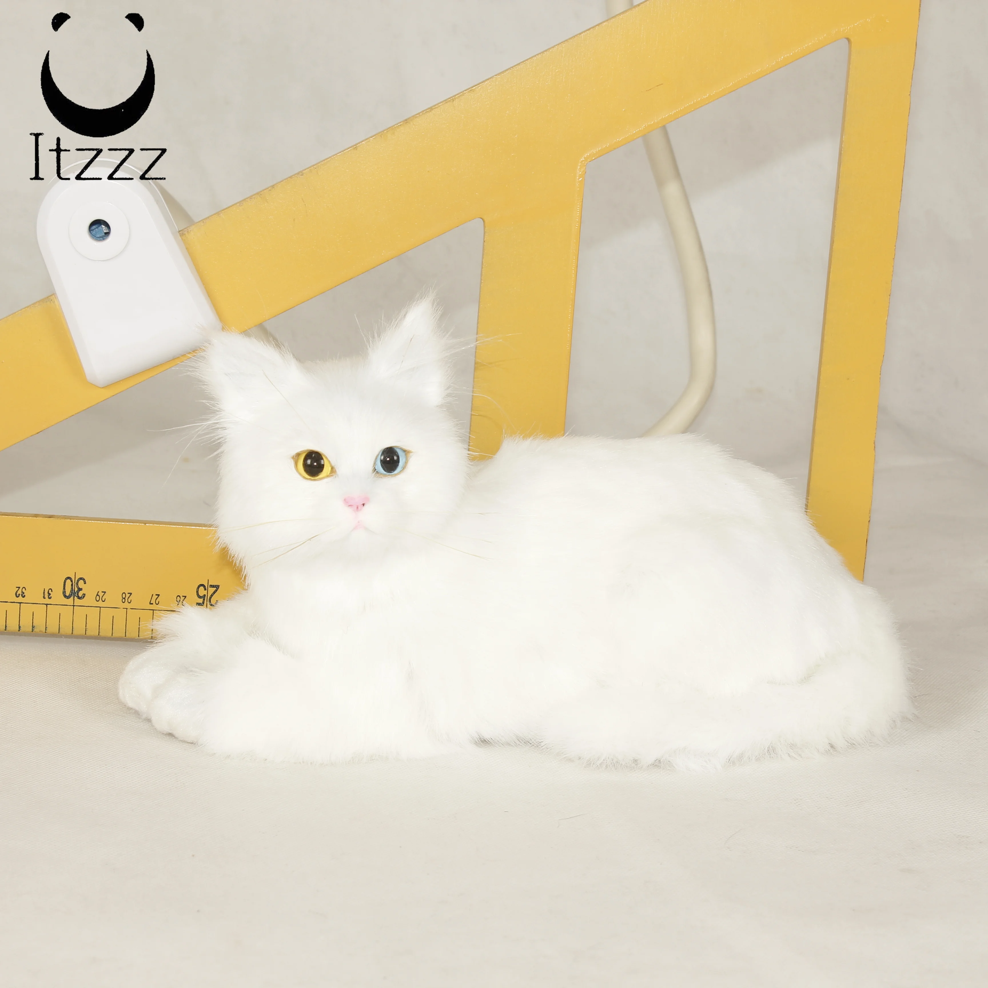 Peluche Gatto Bianco Realistico - Giocattolo Morbido Simil Vero, Peluche Per Bambini E Collezionisti, 30cm