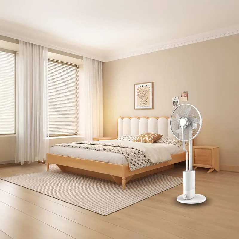 New Arrival 2 in 1 Rechargeable Solar Standing  Water Mist Fan with Remote Humidifier Use