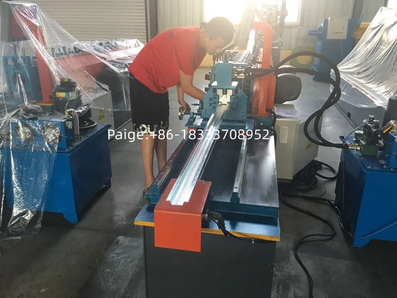 2022 year popular sell C U channel Galvanized Drywall Omega Profile Light Gauge Steel angle bead roll Forming Machine for USA