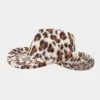 Leopard-print beige