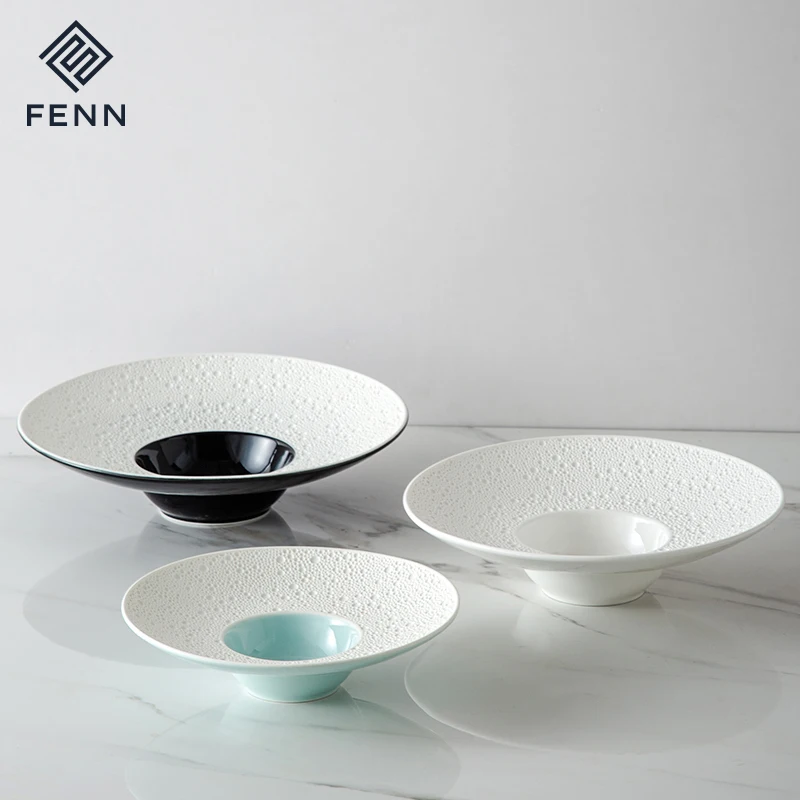 Modern Luxury Style Ceramic Soup Sauce Plate Lunar Surface Hat Shape Hotel Porcelain Pasta Plate For Restaurant