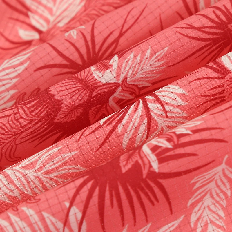 Прямая поставка от производителя высокоэластичная водонепроницаемая ткань 400T с принтом на заказ для курток или