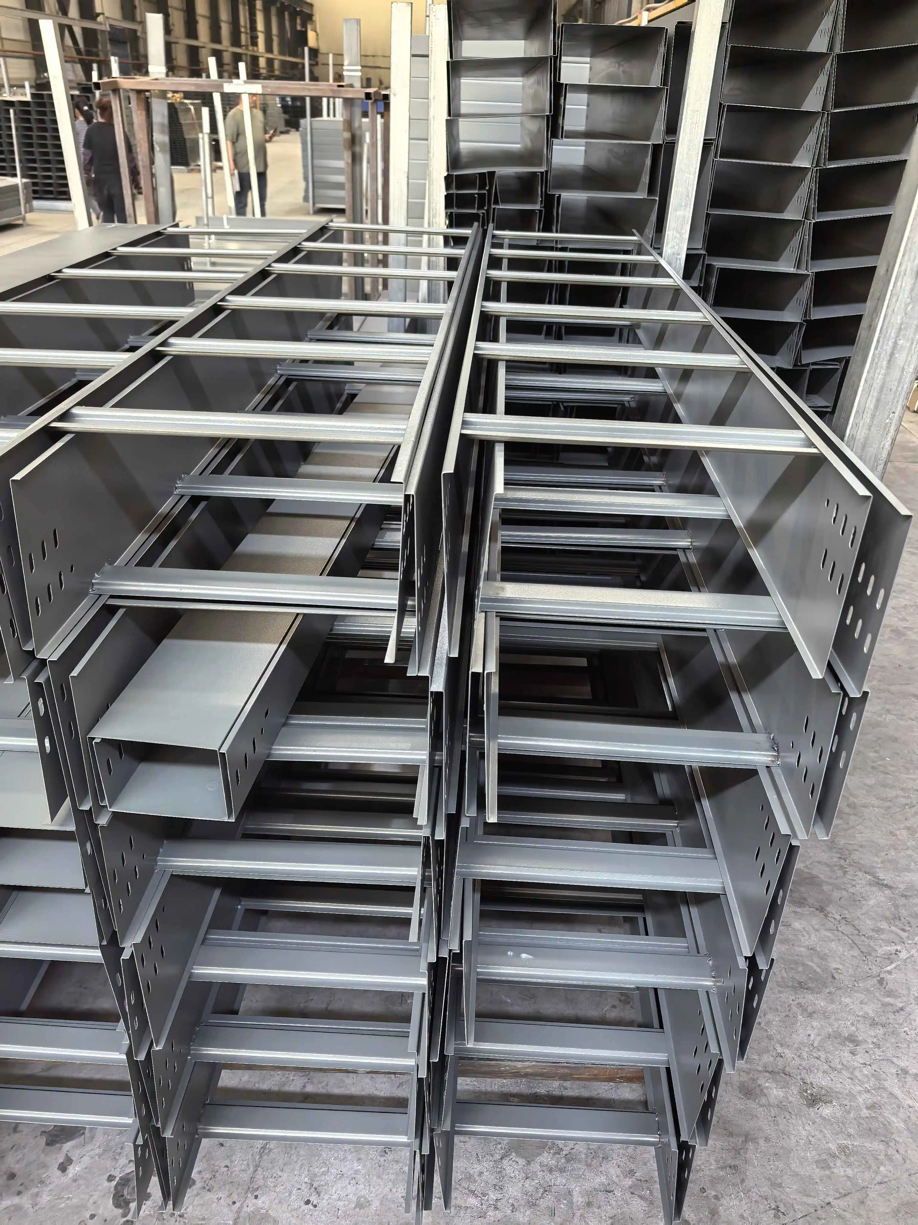 Unistrut C Cable Tray Galvanized Steel Slotted C Channel Metal Building ...