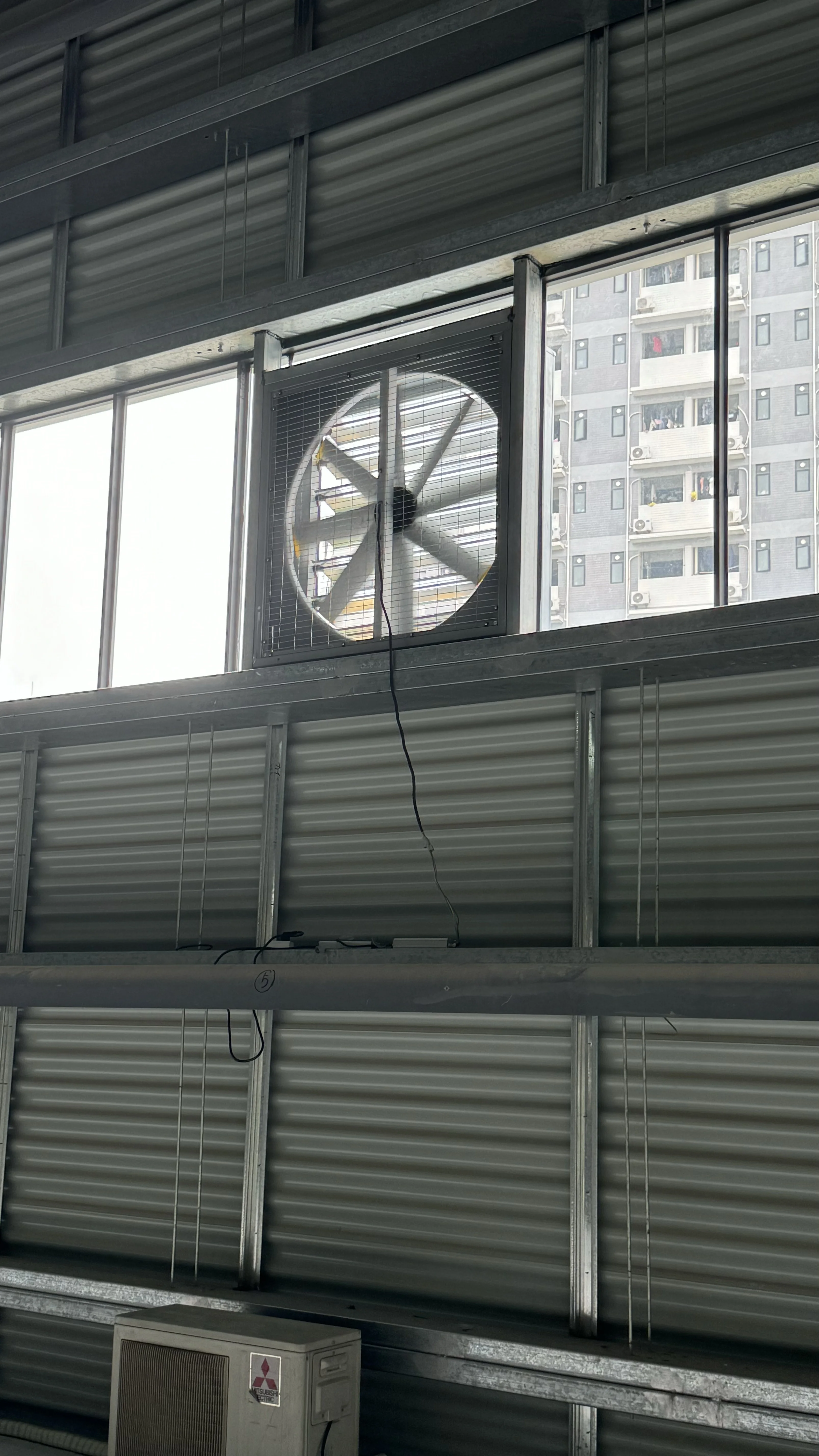 Large Industrial Air Extractor, Solar, Wall - detail 16