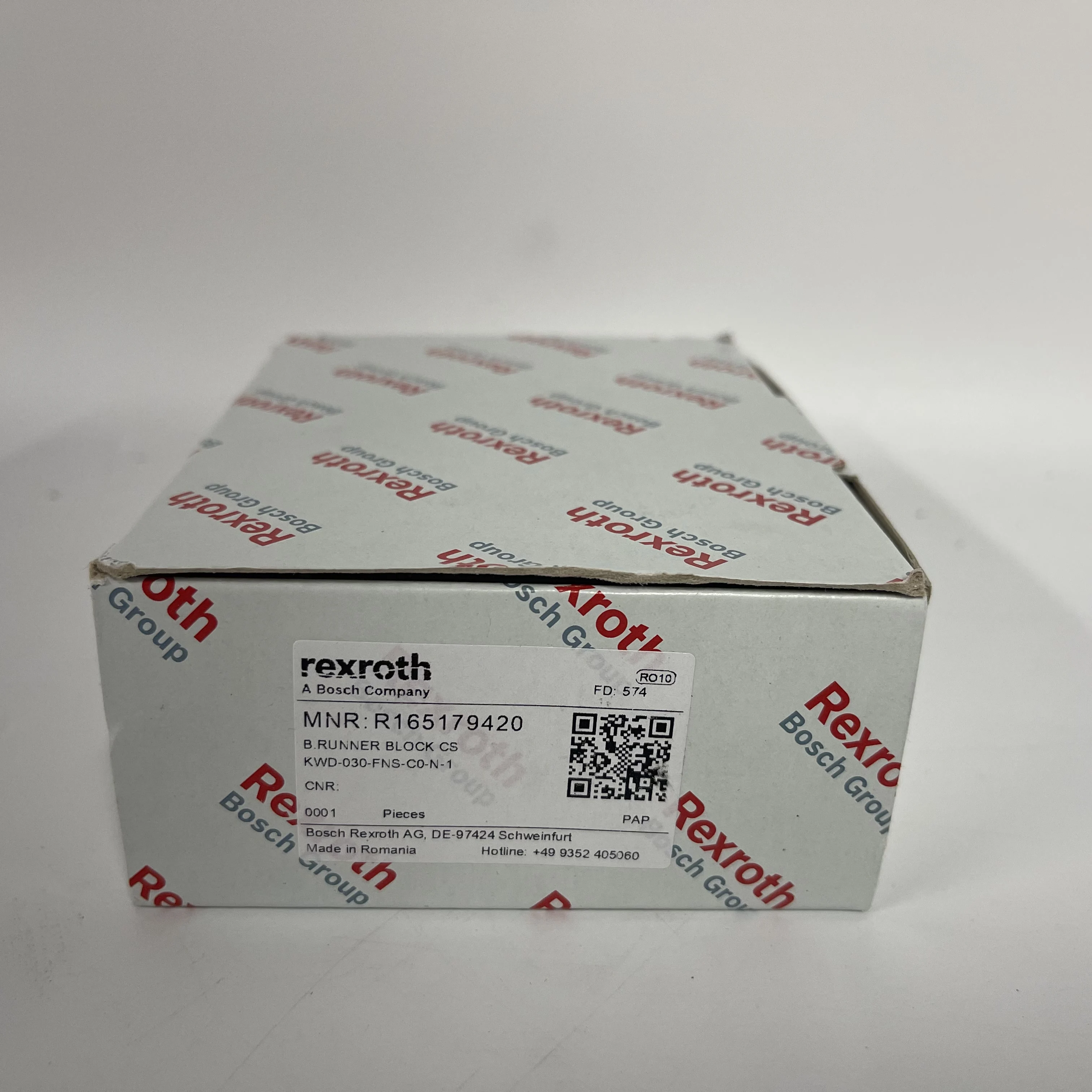  Rexroth Linear Guide Runner Block R165179420