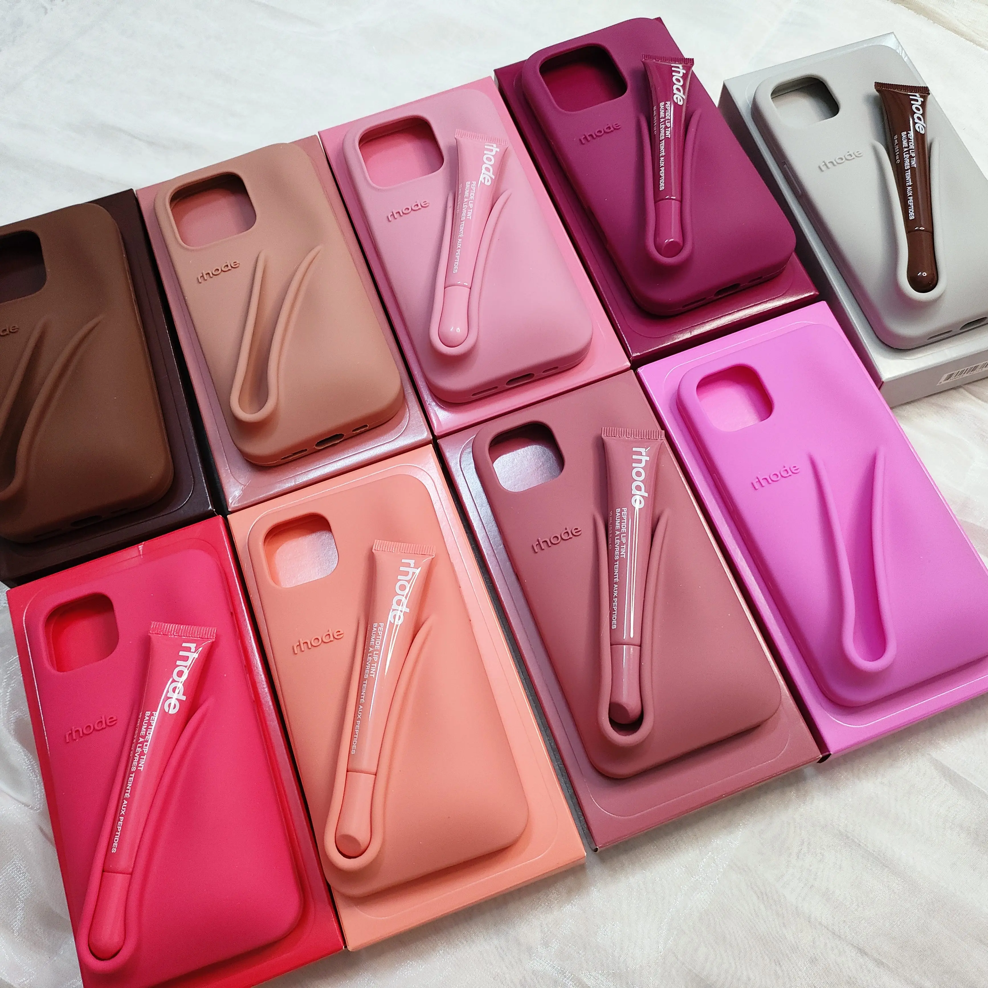 ヘイリー RHODE iPhone 15 PRO ケース 楽天市場】「rhode ヘイリービーバー iPhoneケース」rhode skin