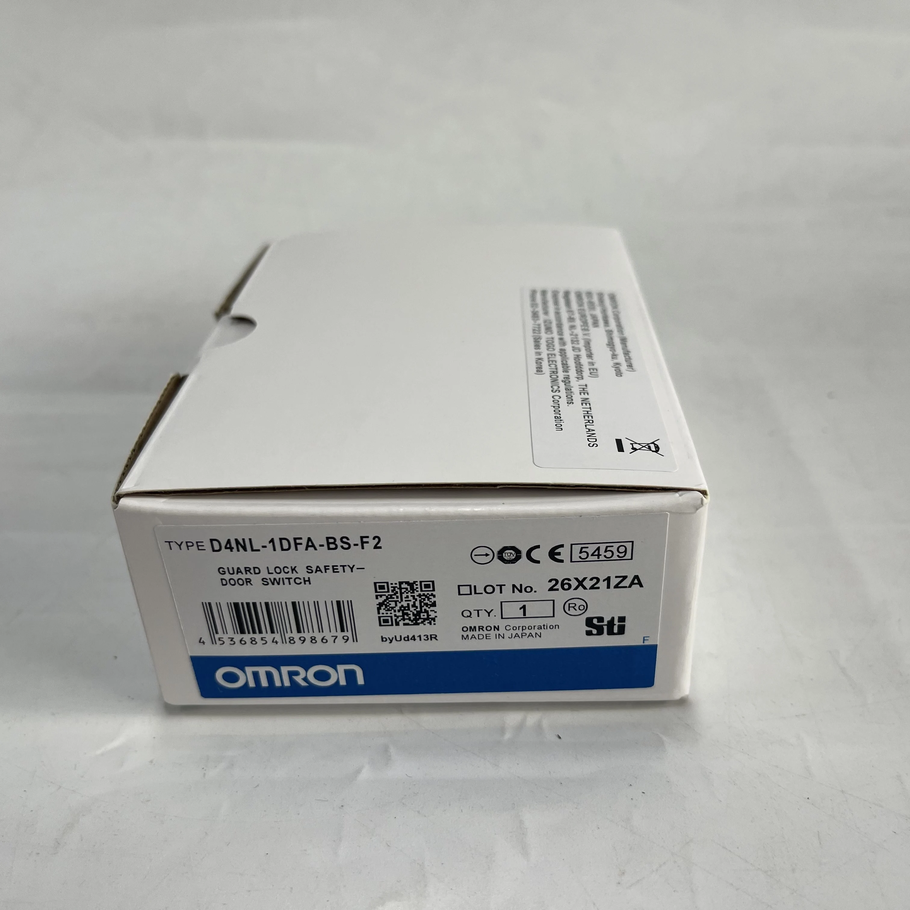 Omron Guard Lock Safety Door Switch D4NL-1DFA-BS-F2 Omron Guard Lock Safety Door Switch D4NL-1DFA-BS-F2