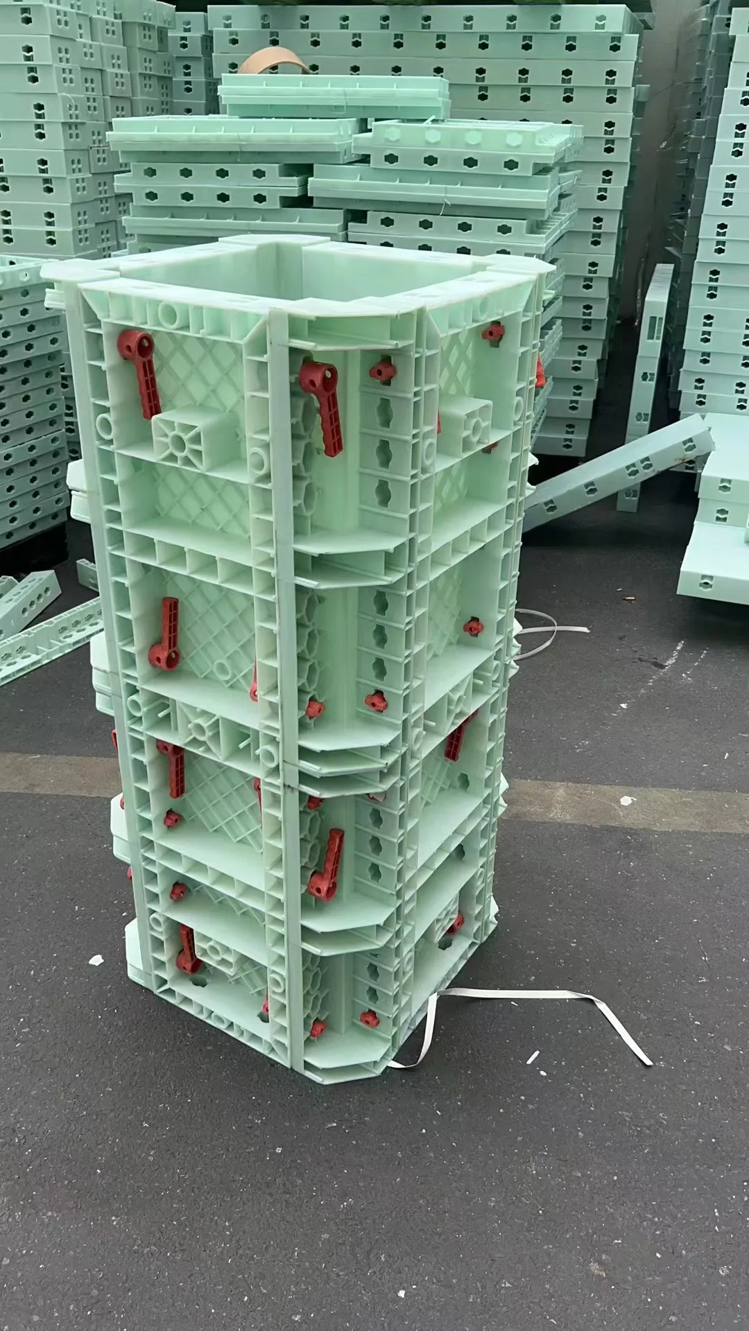 Wholesale and Reuse Concrete Formwork Scaffolding System Building Formwork Pillar Formwork for Wall Beam Roof House