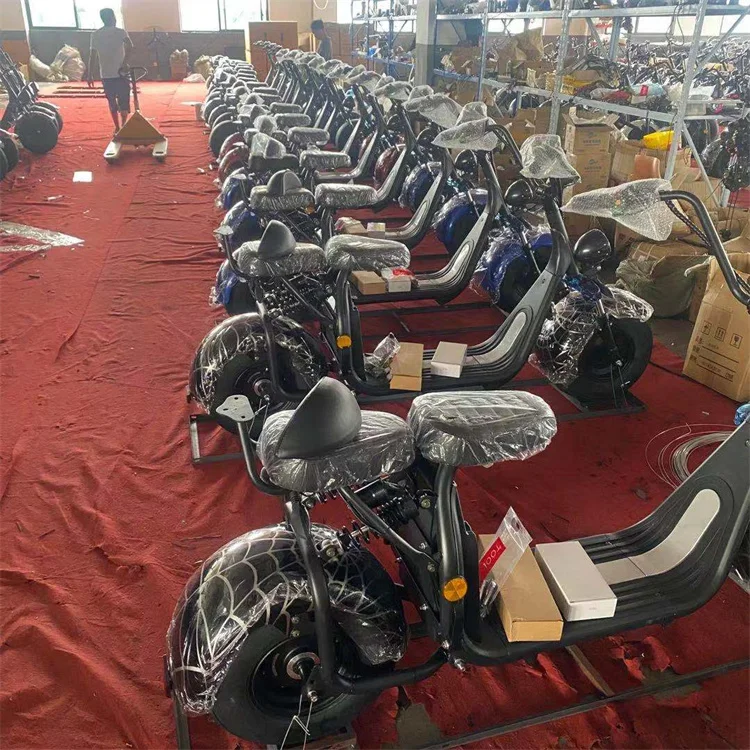 Three Wheel 2000W Chopper Big Battery Trike Model M3 Fast Speed Electric Scooters Adult Citycoco