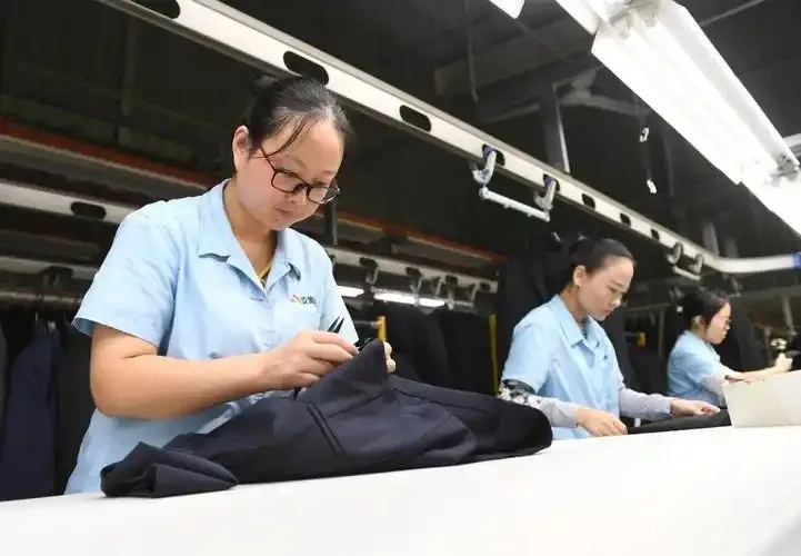 H2bc9b6d30ea54c479ab1ef3f9664a266U