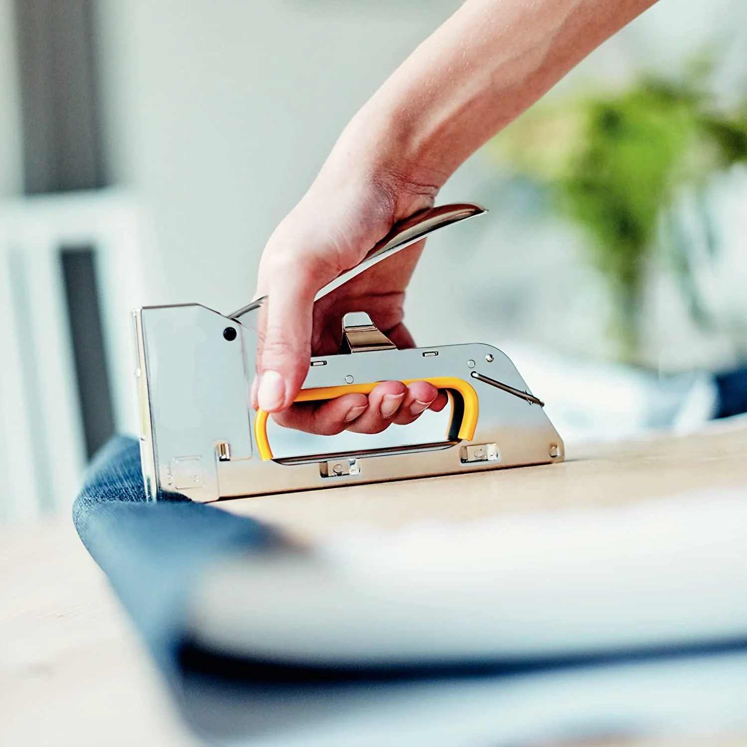 Оптовая продажа ручной степлер для обивки нагревательный дивана