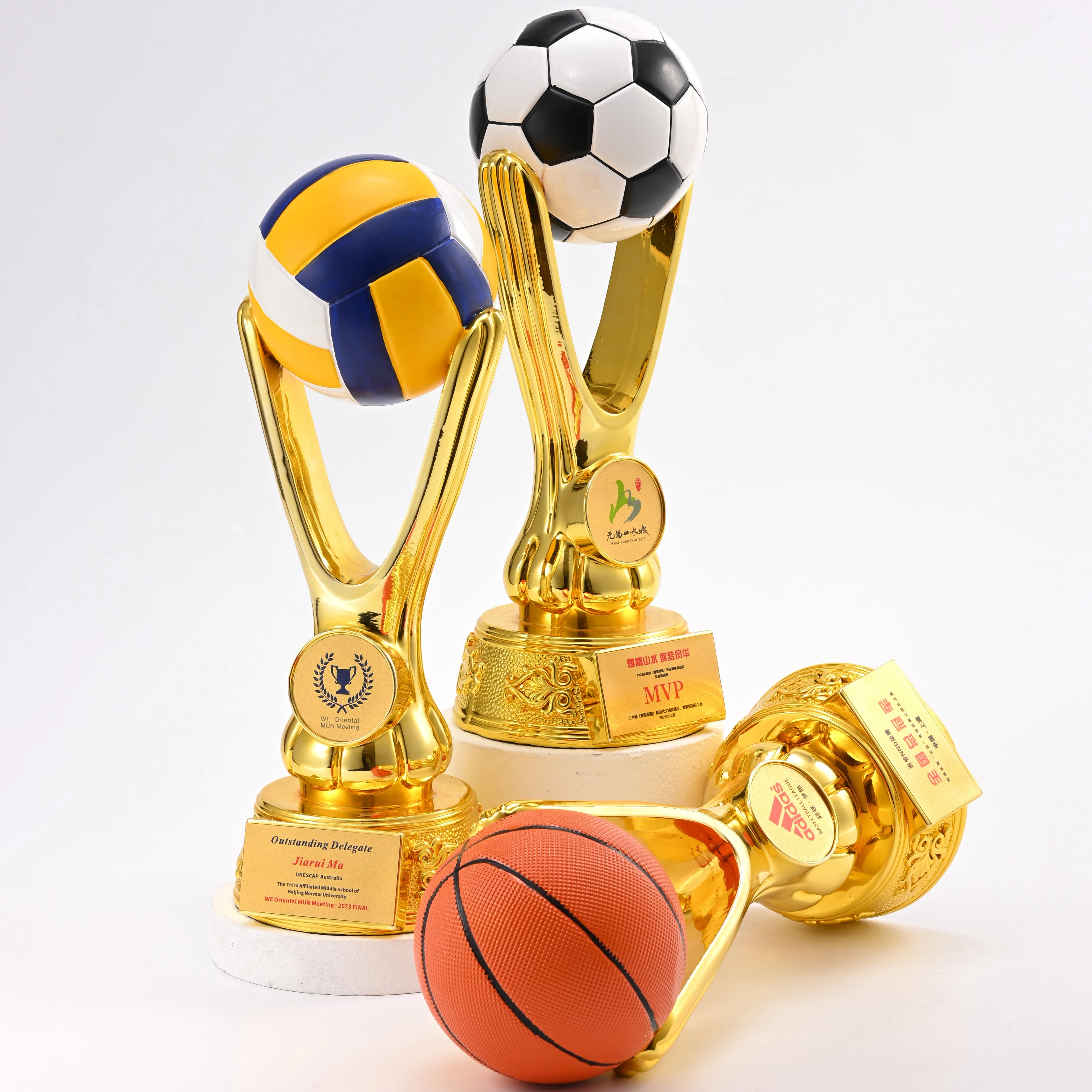 Custom Large NBA Sports Games Trophy Basketball Football Cup Soccer Champion Honor Resin Sculpture Awards Plaque Soccer Medal