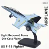 Caccia F-18 americano blu intenso