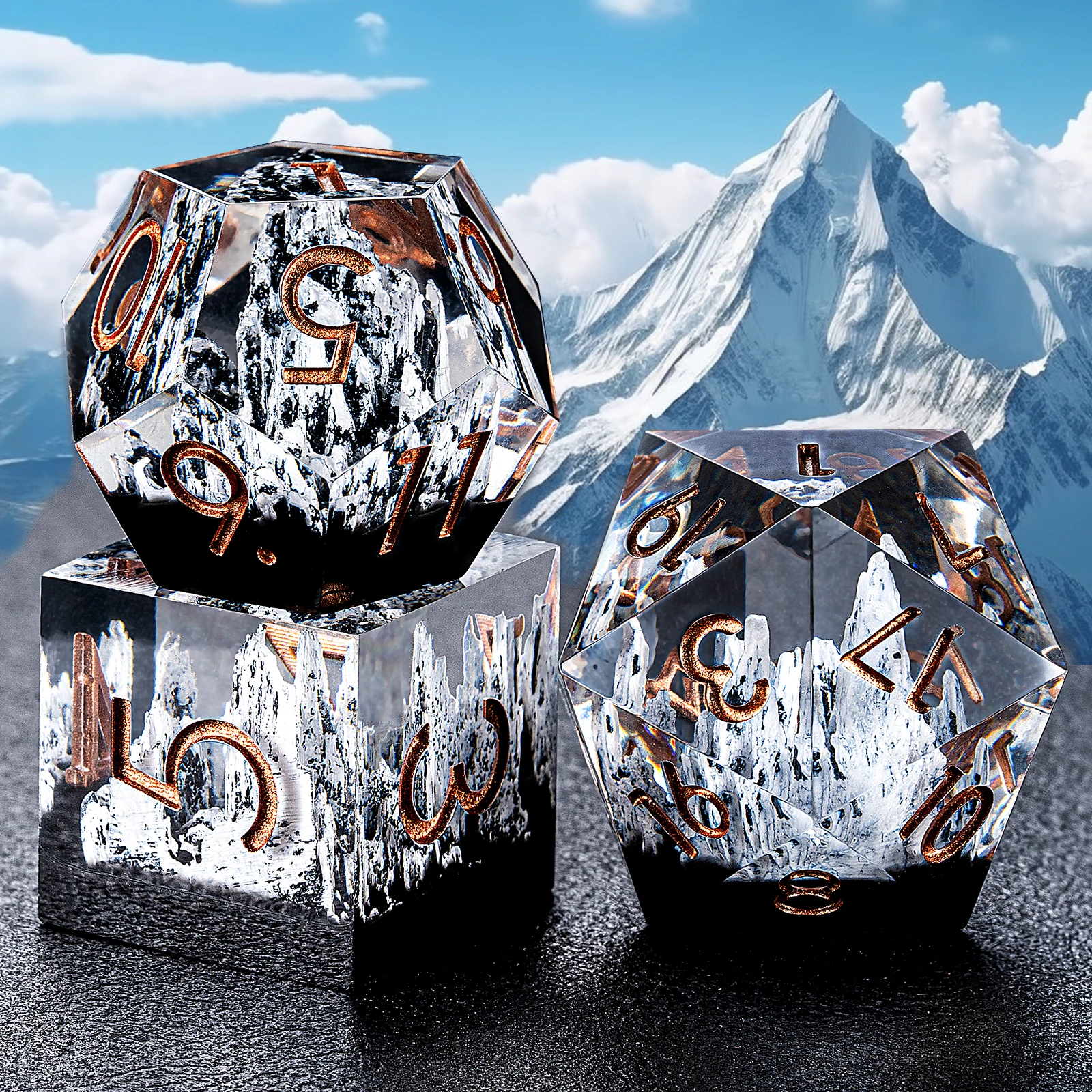 Direkte fra Fabrikken Polyeder Klare Hvite Skarpe Kantede Dnd Resin Terninger med Fjellstein for Brettspill