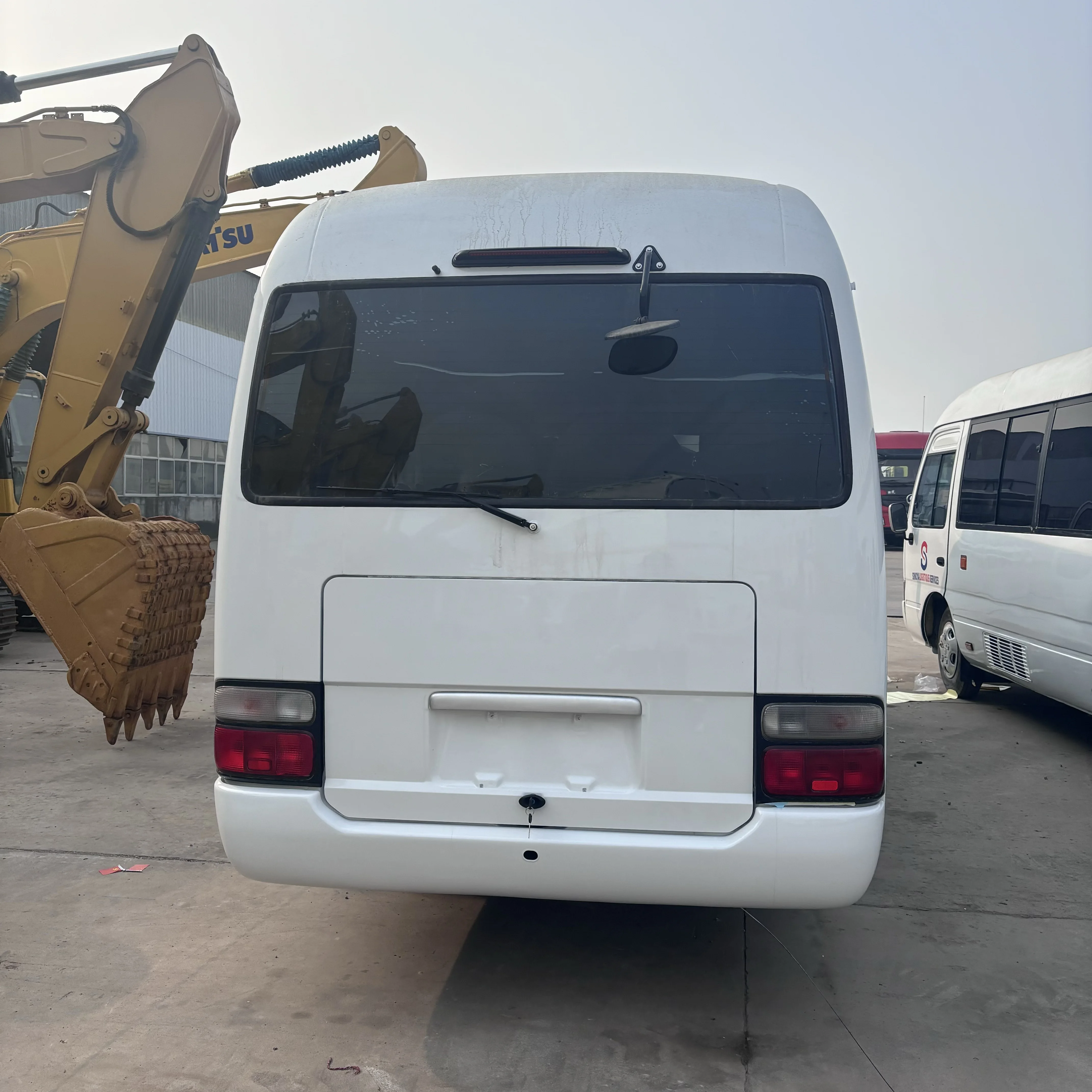 High Quality Used 30 Seats 2019 Toyota coaster Bus with 6 Cylinder 1HZ Engine