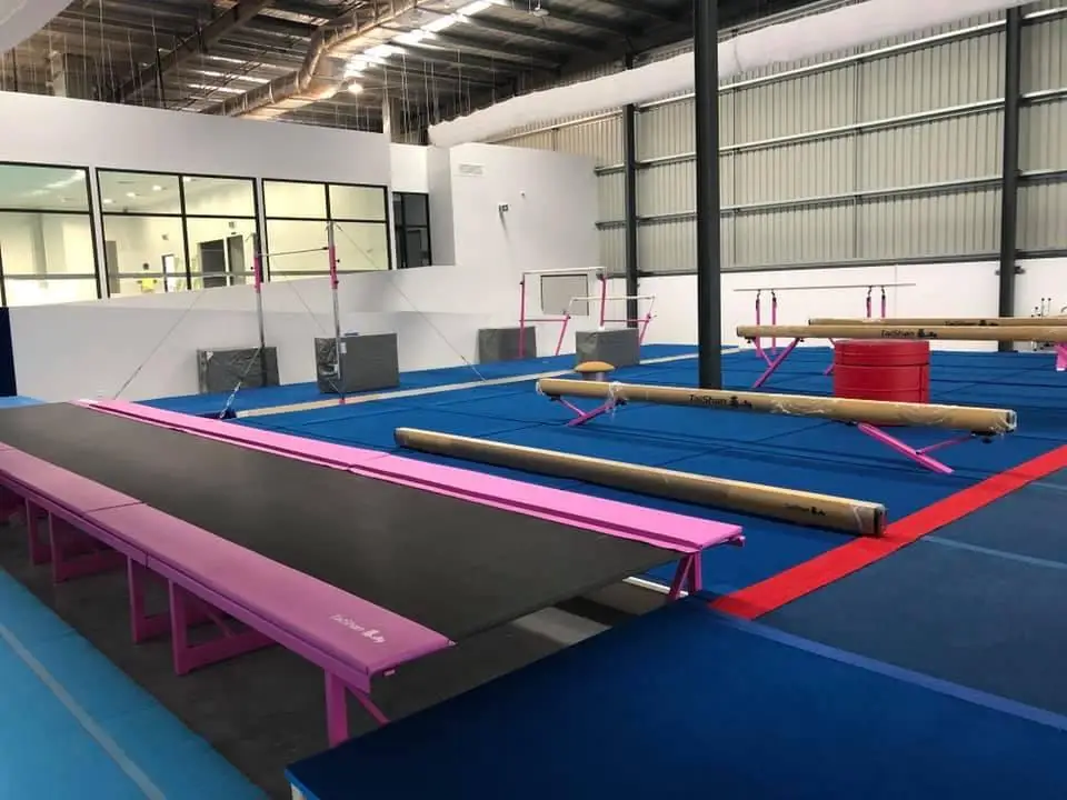 Sports Equipment Advanced Balance Beam Adjustable Gymnastics Balance Beam for Sale