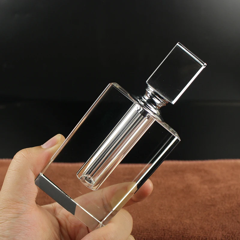 Modern Nordic Style Home Tabletop Decor Refillable Crystal Glass Perfume Bottle