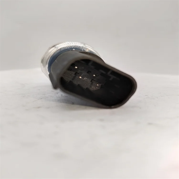 A/c Pressure Sensor 2038300472 For Mercedesbenz Ml320 Ml350 0105