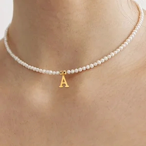 Classic 26 English Alphabet Charm Pendant Necklace Women Elegant Pearl Necklace Jewelry for Anniversaries