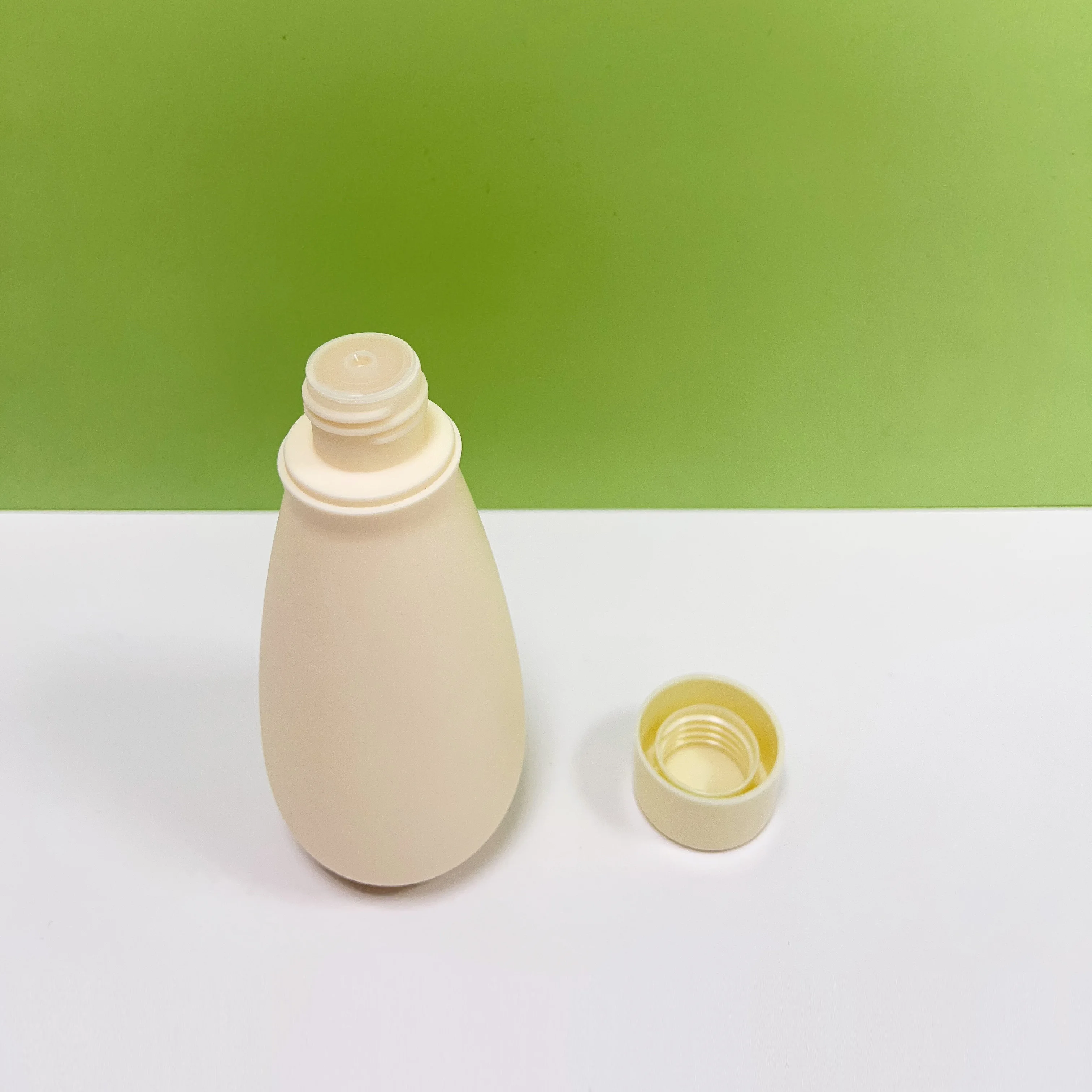 200ml Shower Gel HDPE Plastic Cosmetic Bottle Packaging Bottle Soft Touch