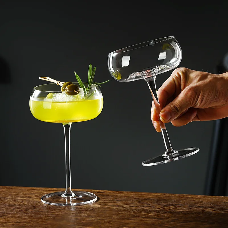 Wholesale Creative Cocktail Cups Custom Logo Glassware  Crystal Martini Glasses for Parties Wholesale Glass Goblets