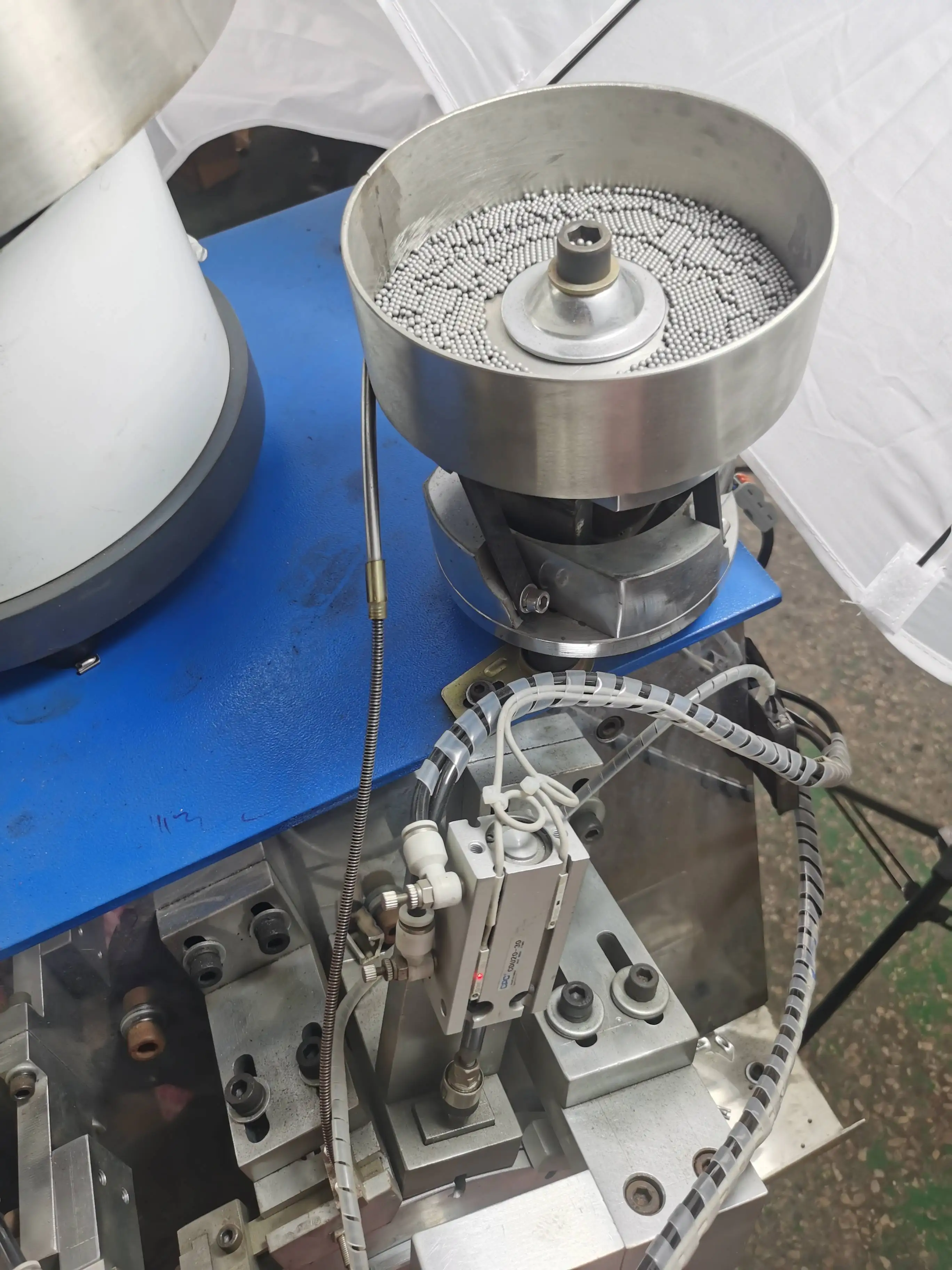 Stainless Steel Cable Tie Head Blanks Feeding Ball Inserting Machine Buy Stainless Steel Cable