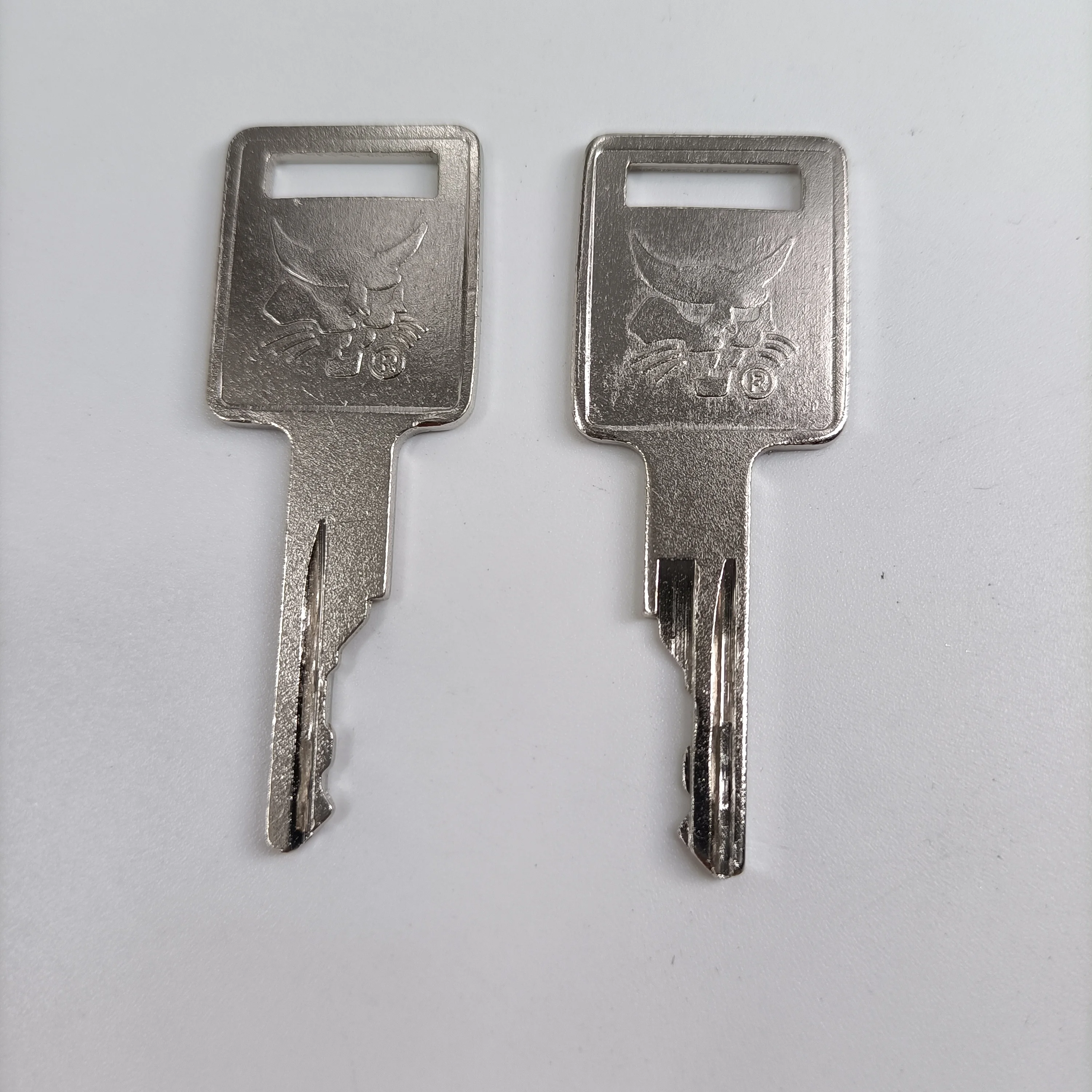 Key For Bobcat Case Skid Steer Key 6693241 Bobcat Excavator Ng100