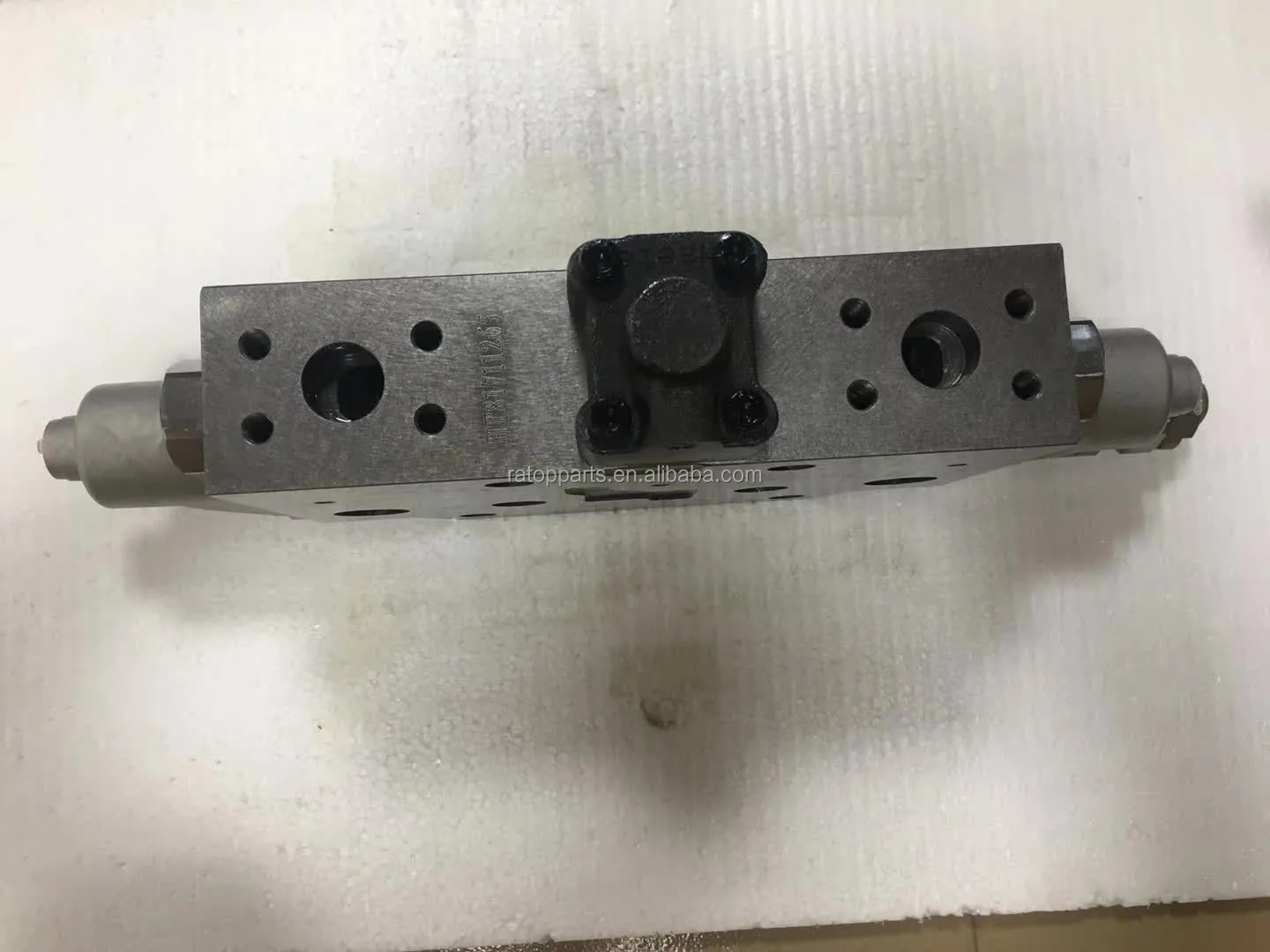 Service Sub PC200-7 PC200-8 PC220-7 Service Sub Valve Ass'y 723-41-08800