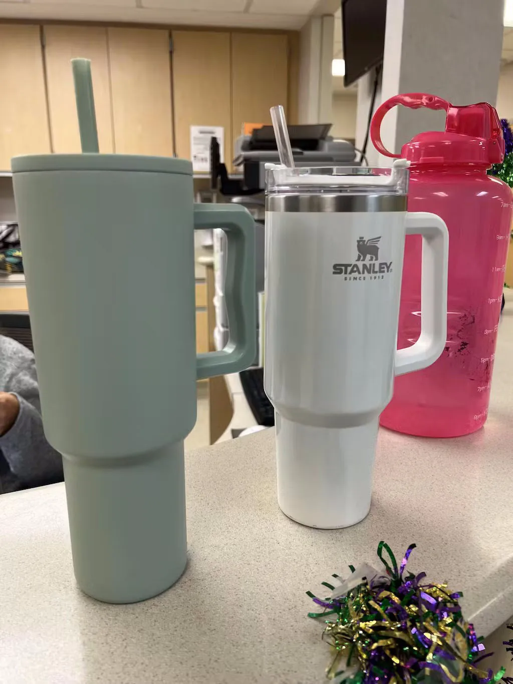 Simples Modern 40 Oz Tumbler With Handle And Straw Lid 2023 Trek