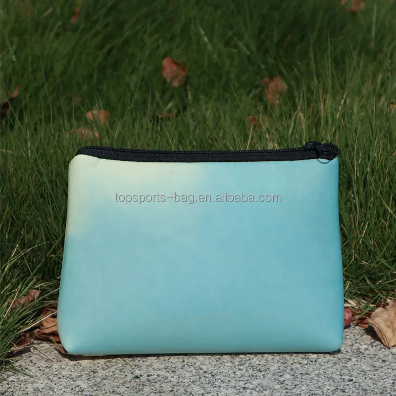 Неопреновый мешочек для макияжа на молнии