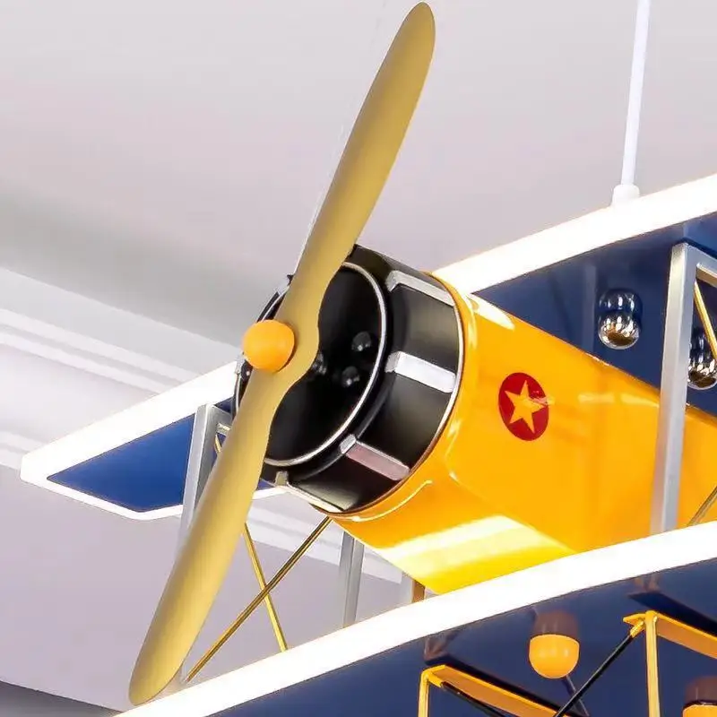 クリエイティブ航空機シャンデリア LEDライト おしゃれな子供部屋用照明