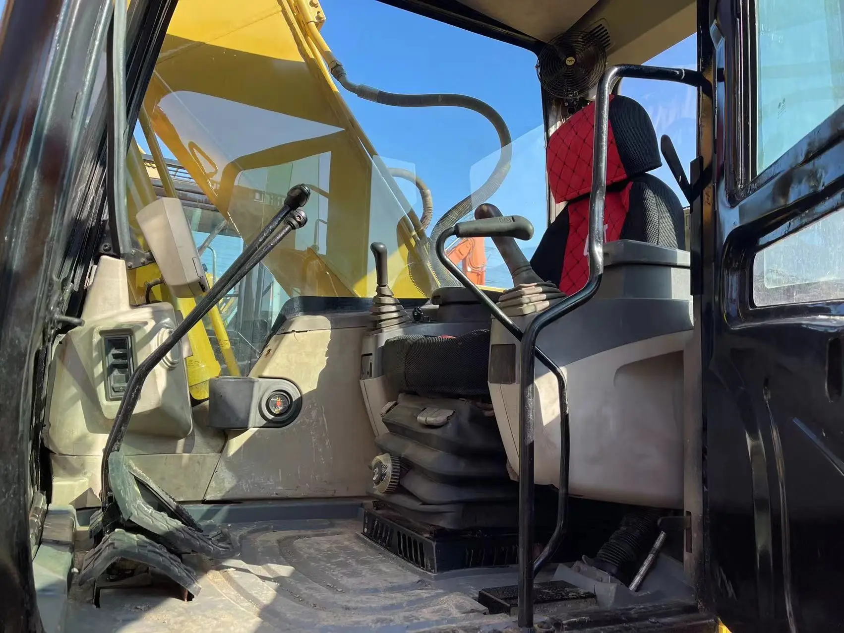 Excavator Pontoon  Cat Excavator Swamp Buggy  Caterpillar Amphibious Excavator
