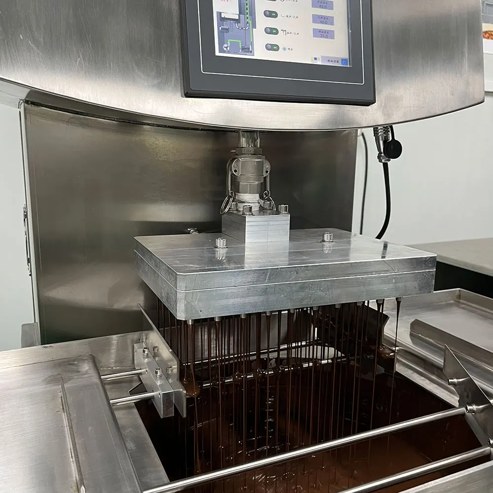 Автоматическая машина для закалки шоколада 25/60/100 л