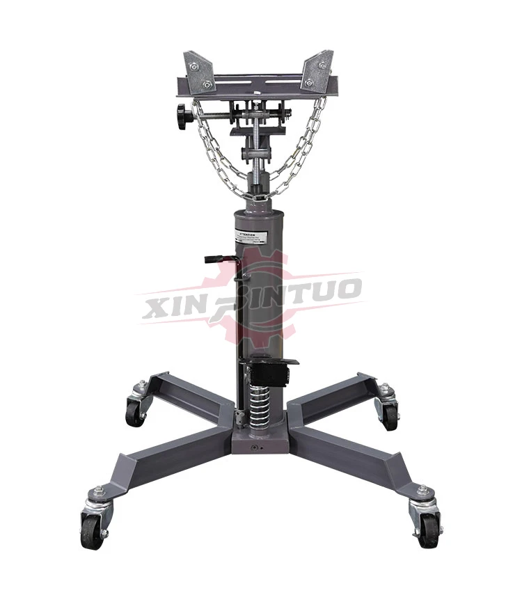 Manual hydraulic transmission jack