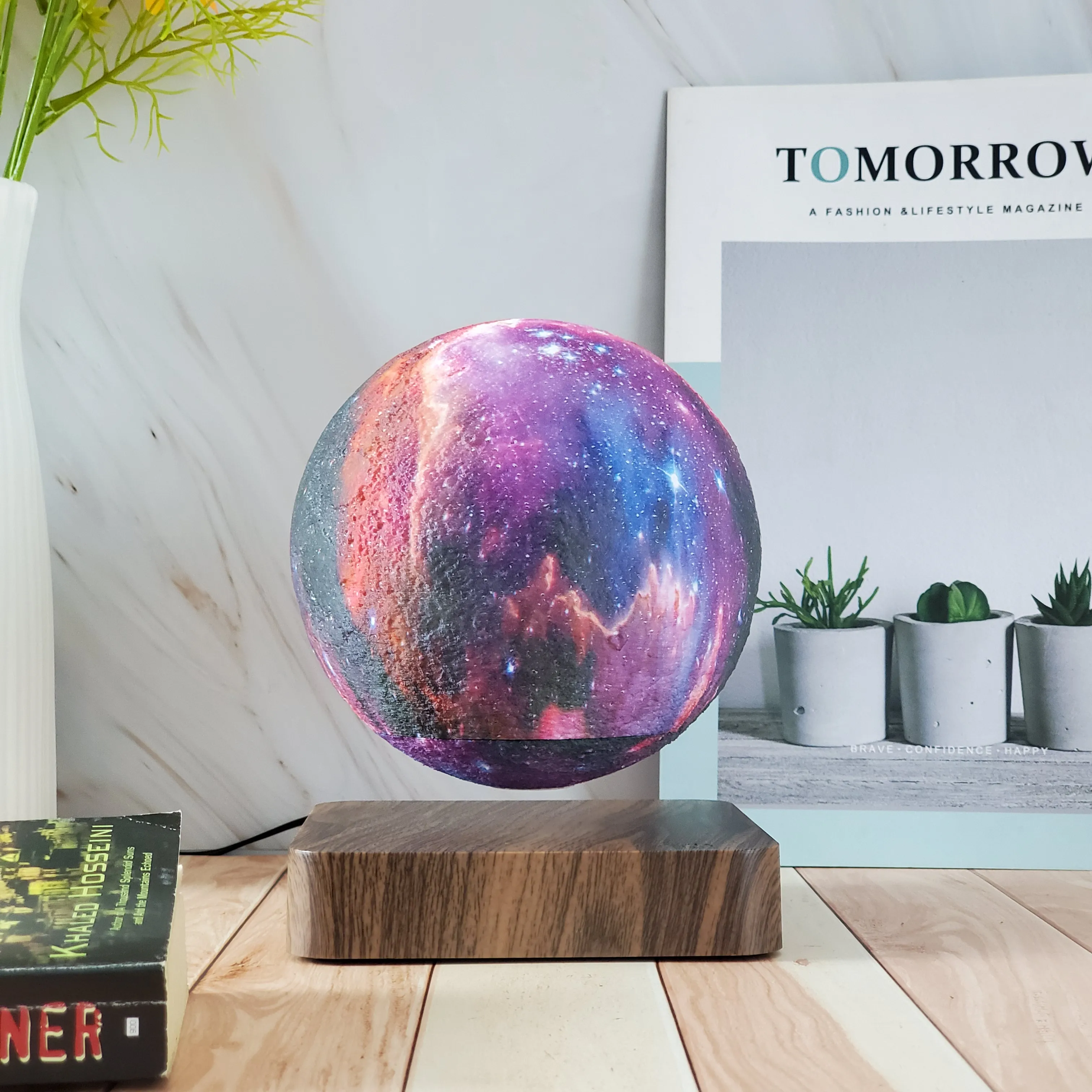 Hot Selling Magnetic Levitating Moon Lamp Floating Lamp Cosmos Lamp ...