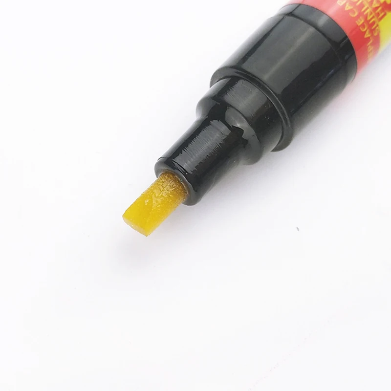 Blister Card Packing  Fix It Pro Clear Car Scratch Repair Remover Pen