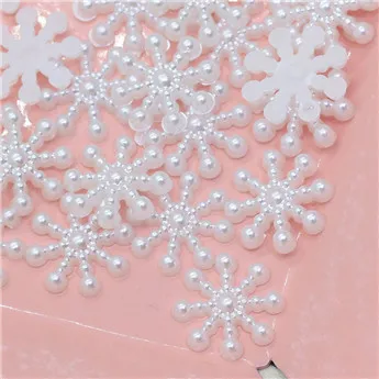 40 Snowflake beads white acrylic BB415 - SALE 50% OFF