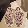 estampado de leopardo rosa
