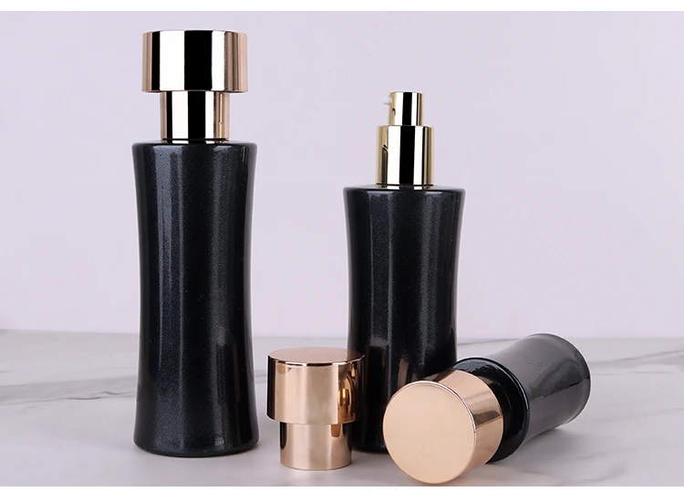 Luxury Skincare 40ml 100ml 120ml Lotion Bottle Cream Jars Black Glass Bottle Skincare Cosmetic Packaging Set supplier