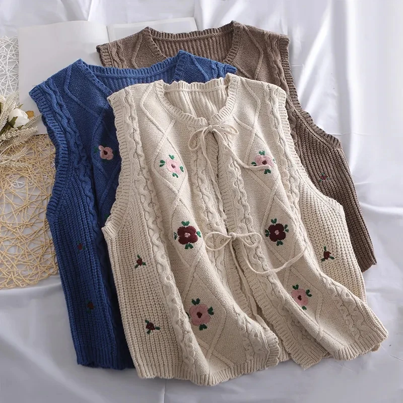 Retro Korean-Style Floral Embroidered Cardigan Jacket for Women Breathable Knit Tops Thin Casual Style for Spring Season