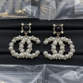 Freshwater Pearl CC Blinged Hoop Designer Fashion Luxury Famnous Brand Graduation Bead Stainless Steel Earrings Femme Jewelry
