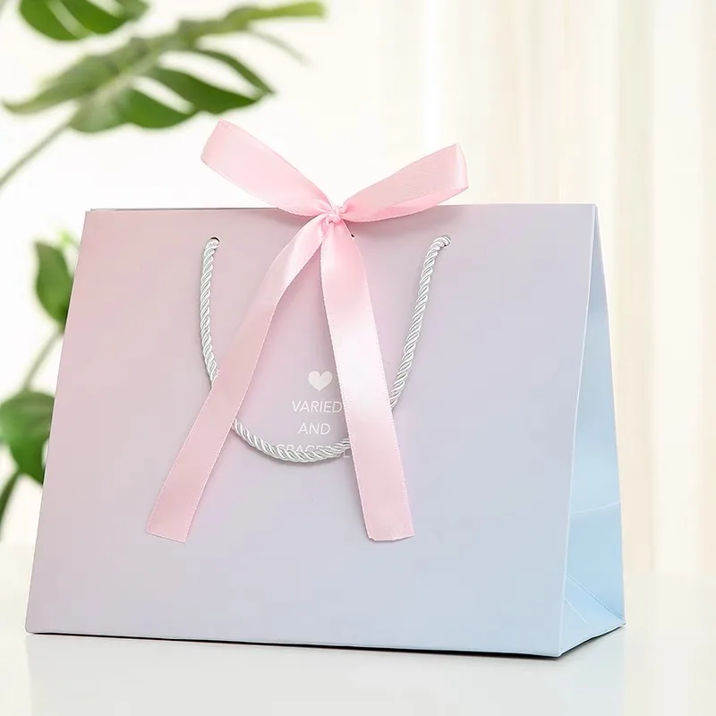 Luxury Custom Gift Packaging Paper Bag With Ribbon