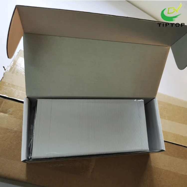 Низкая цена надежный поставщик Tiptop цветная или белая струйная печать ПВХ пластиковая идентификационная карта