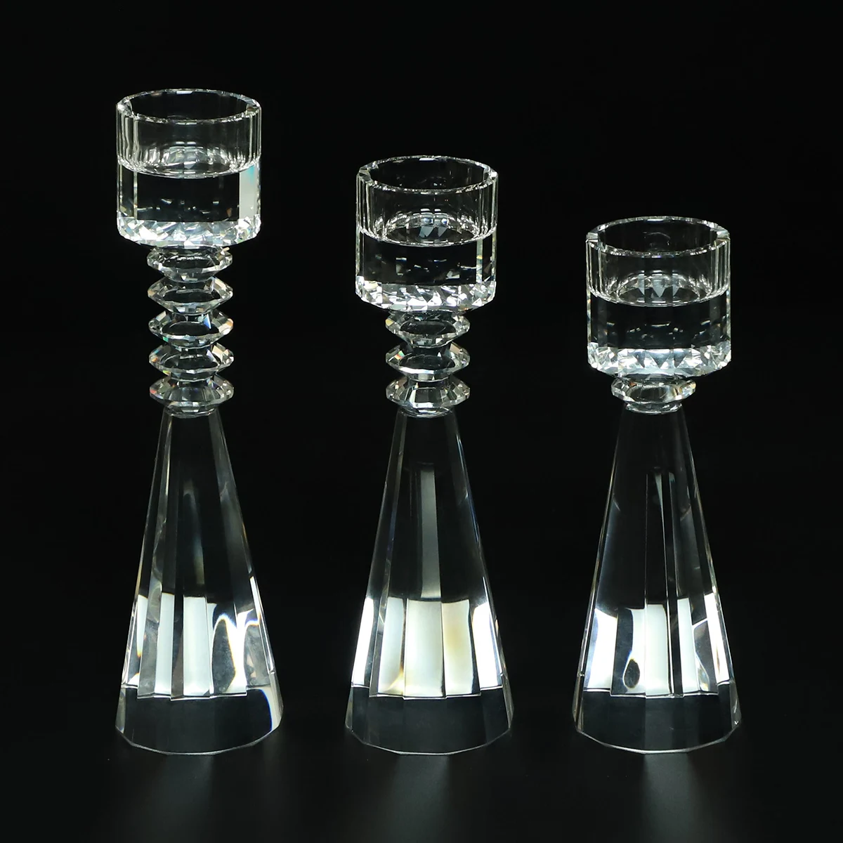 Custom High Quality Transparent Crystal Taper Candle Holder Hotel Atmospheric Decoration High Class Hotel Table Crafts