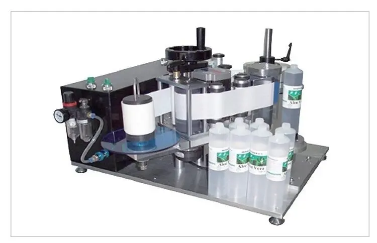 Made in China High Speed Labeling Machine Rotary Design for Transparent Label and Self-adhesive Labels