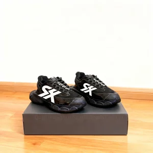 2026 High Quality OEM New Men's and Women's Running Shoes Classic Versatile Mesh Shoes Multi Functional Breathable Running Shoes